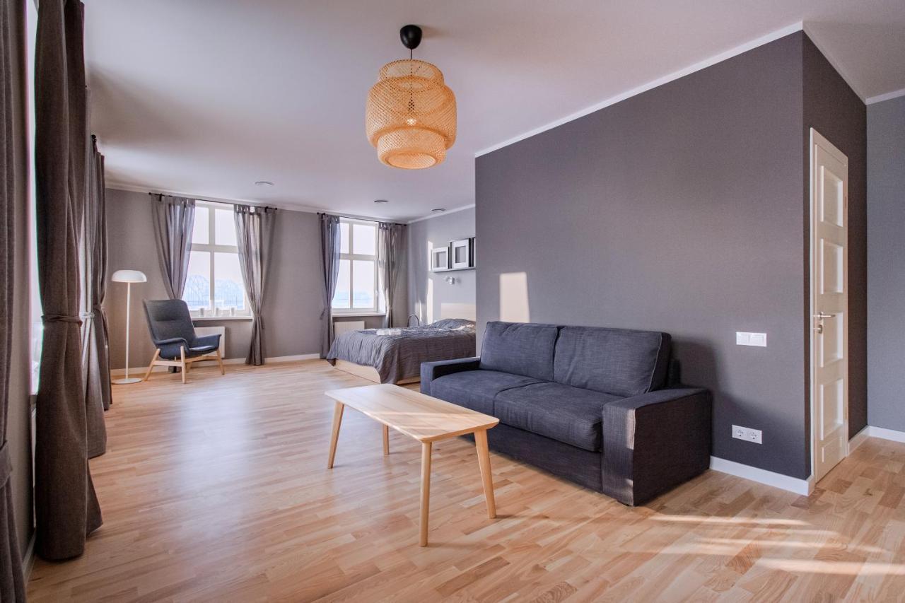 Modern Apartment In Old Riga With A River View Экстерьер фото